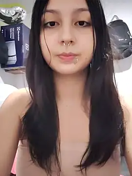 Maiden-Hot - Naked and masturbatión, squirt 🔥🥵