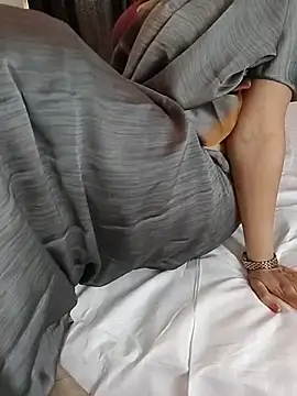 _in_v_a_n_i_ll_a - Boobs n Ass oil massage