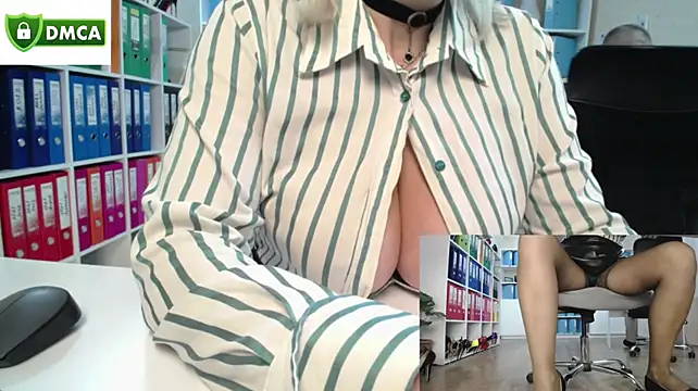 Secret-office - Bring me to orgasm;)