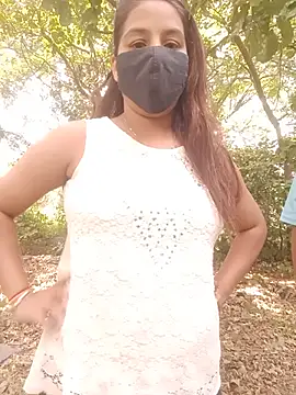 Hot-punjabi-couple - stranger bobbs show