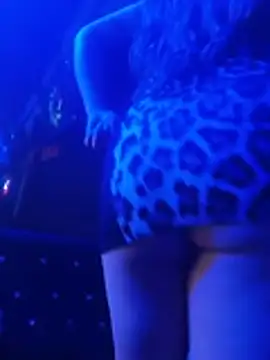LunaDiaz999 - Explicit show in the bathroom