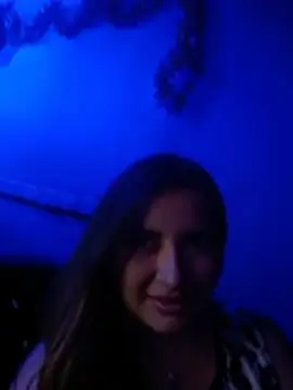 LunaDiaz999 - Explicit show in the bathroom