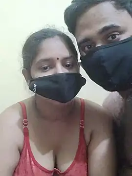 IND_COUPLE1 - Ass Combo over panty