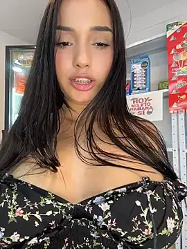 Sara-cherry - ✨FINGER IN UR PUSSY + SUCK THEM✨