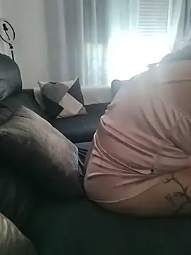 Morenitoymorena - Comer tetas 😋