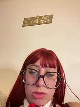 Queenlo_xxx - gagne 2 vidéos HARD🔥