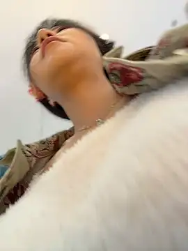 Bingbing6699 - 户外脱内衣性感揉胸