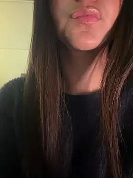 Aly_golden_ - zoom boobs last tip 4 vid pm