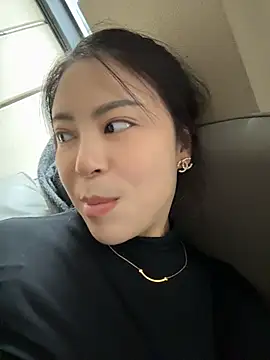 YaoYao8888 - 不穿内裤直播2分钟
