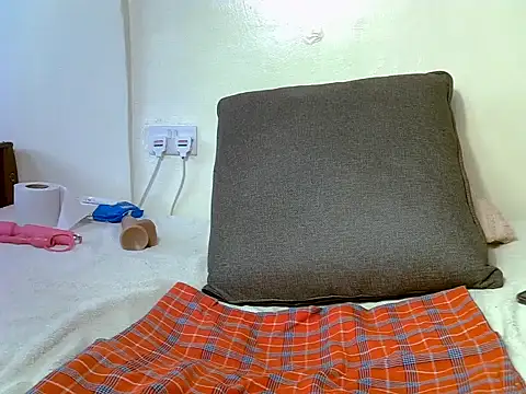 Bubblyqueen - Buy a fuck machine
