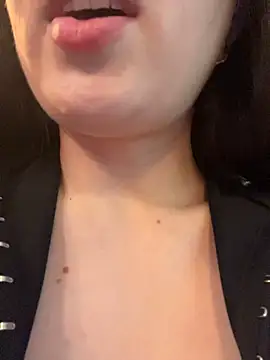 Holly_Play