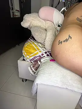 Valentina_fire1 - Masturbate my ass with your fingers.