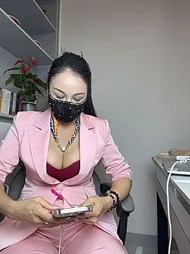 TopAlice566 - 无内摇屁屁💕