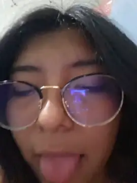 Marcianita_owo - Masturbacion con dildo