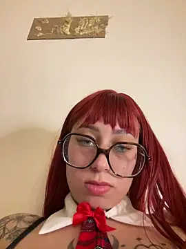 Queenlo_xxx - gagne 2 vidéos HARD🔥