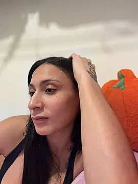 FerrariFrench - Sensual sexy dance nude with oil