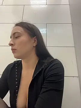 Holly_Play - off top + drool on boobs public wc
