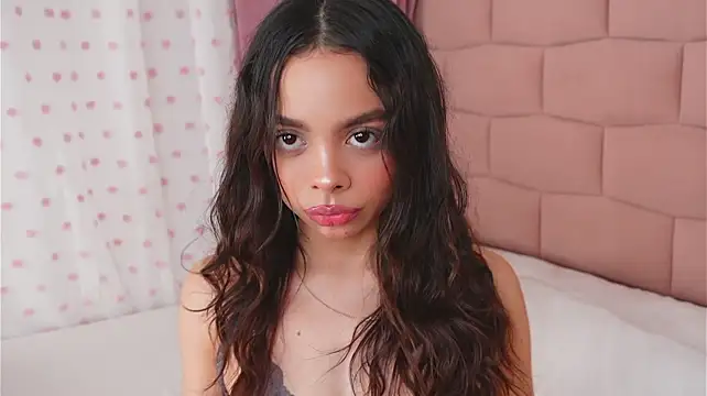 BambiRoses - Blowjob in front of the camera