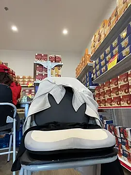 Sneaky_Cumshoot