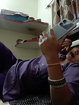 Heyy_Anshi - Show Pussy With Fingringss