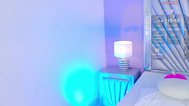 SamantaKane - ⚡ Legs open on machine + Domi on clit