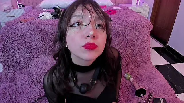 Nina_Ford - BONDAGE + GAG BALL