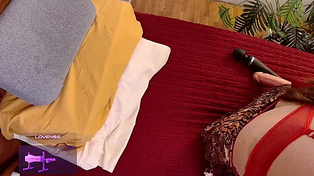 AsianEmpressss - Splashy Squirt for daddy!!!