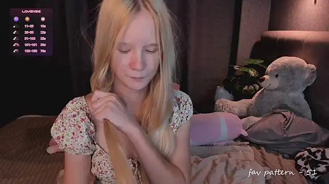 Asya_Almost - add ice on my breast + take off my top