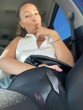 Wonder_Kari - Naked dildo pussy 🍆🔥🥵