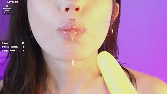 BonnieTreml - PARTY BOOBS ( oil+water+squezze )