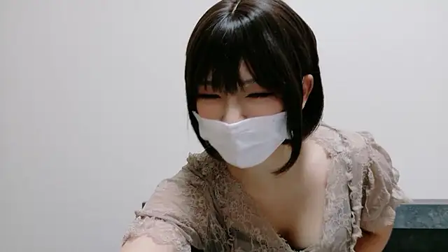 XxNANAxxo - 初配信でたくさんみんなと楽しみたい🎈