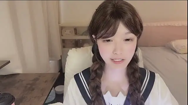 LL-66 - 好幸运你像个礼物出现在我的世界