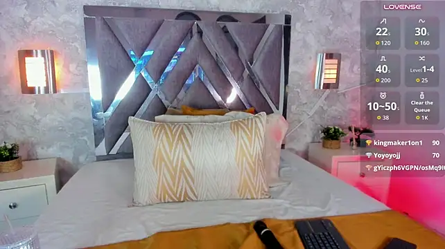 Zharaa_fox_ - SHOW TITS 👀