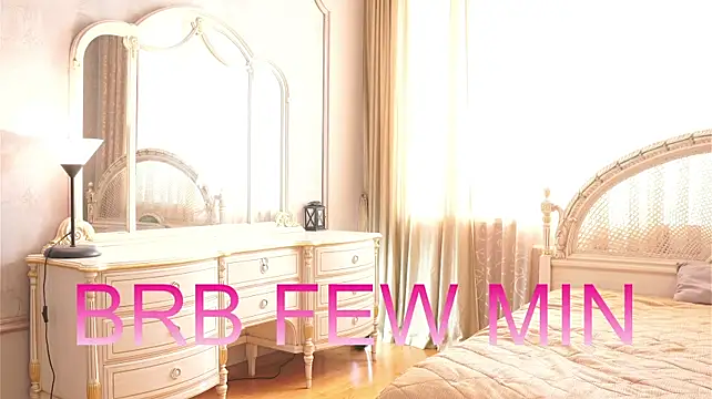 MercedezTimbs - Touch my cute belly