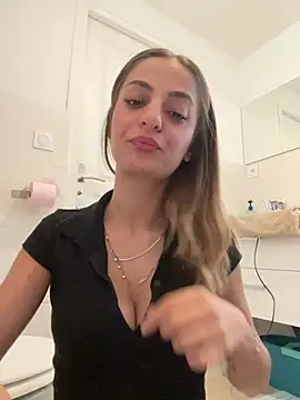 Emyyy070