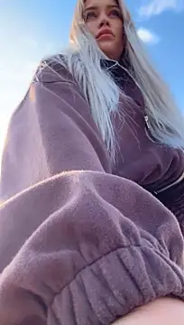 KikiWatson - Show pussy in public 😍❤️‍🔥