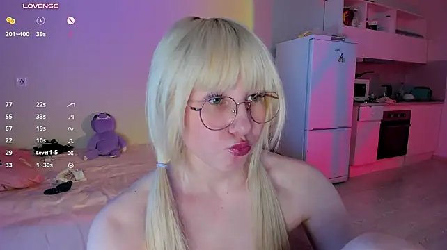 Allettaevee - play with pussy