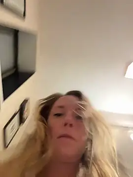 Prettymouthpeach - Put my lush in
