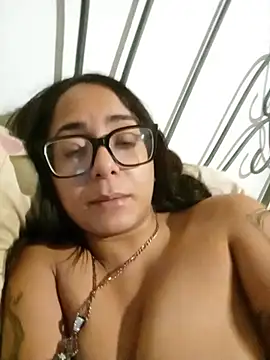 Catalina2000 - Chupar tetas