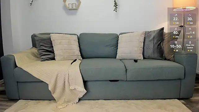 Naila18 - dildo pussy