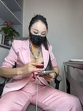 TopAlice566 - 无内摇屁屁💕