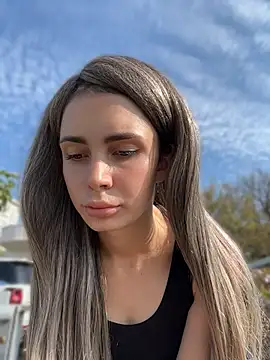SandraCarter - Play with nippples in public