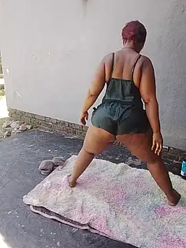 Thickbootykim - MAKE ME WET DADDY