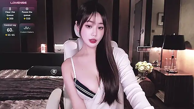 Aurora__77 - 周六快乐