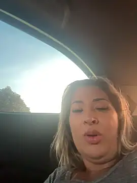 Lindinha-sexy - tocando sirica no carro de app!!!!!!!!