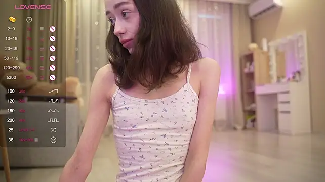 Bananalizzy - Show open pussy ♡