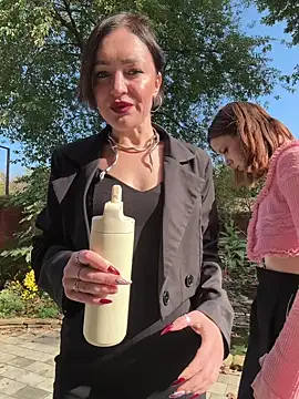 CherryBombs- - SEX WITH A STRAP-ON