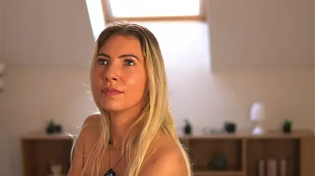CassieMiles - 5 min of lush control😈