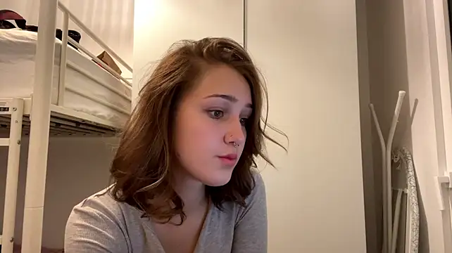 Sereneglowz - Spank my cute ass x3😊