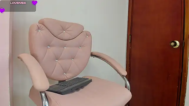 NiaConnors_ - SHOW BOOBS OIL